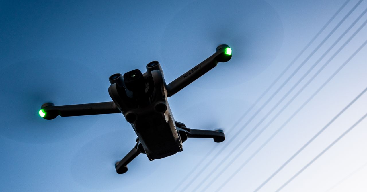 Additives of low -cost drone from China allows anyone to turn toy credit card into war weapons